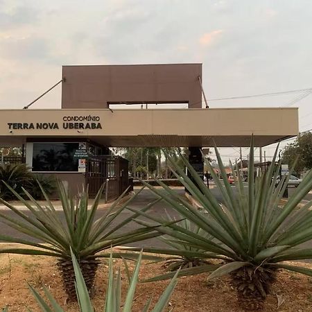 Casa De Temporada Uberaba Mg Villa Bagian luar foto